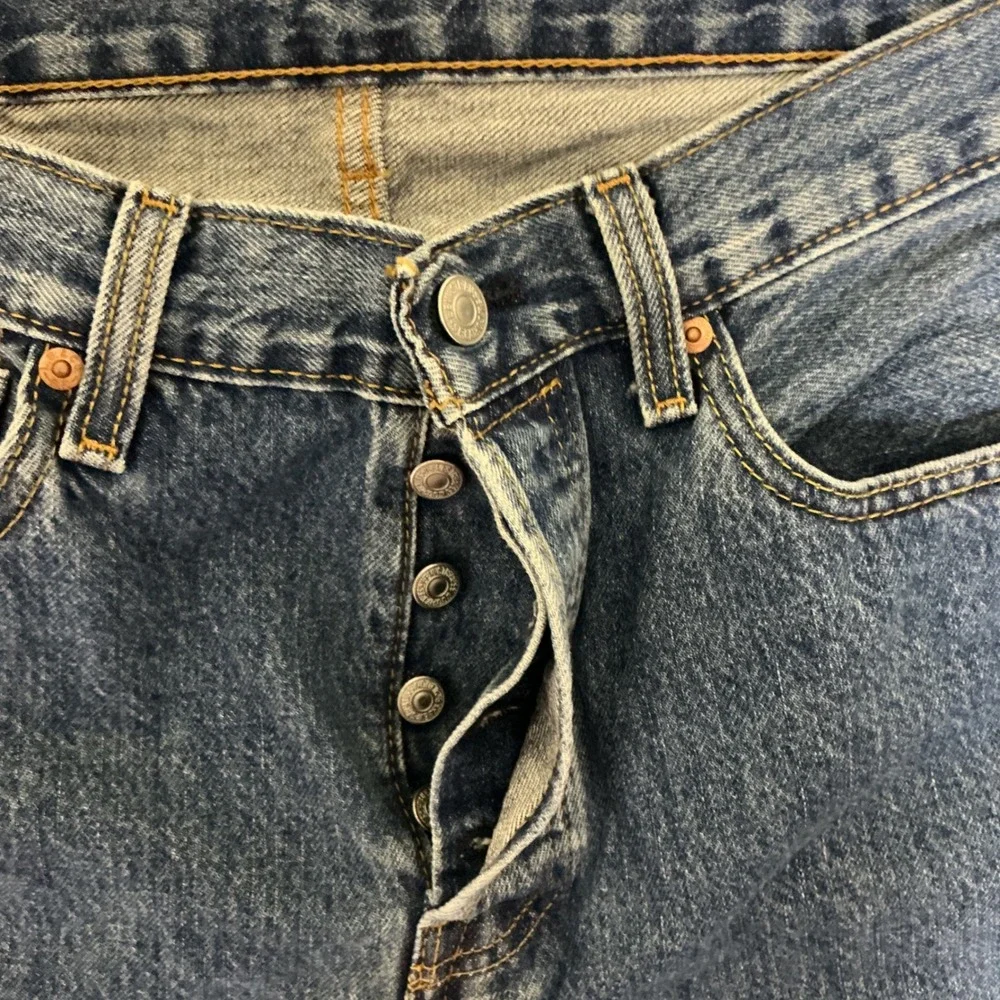 Levis 501 Original Fit Jeans Mens W32 L30 (L29.5) Blue Straight Leg Button Fly